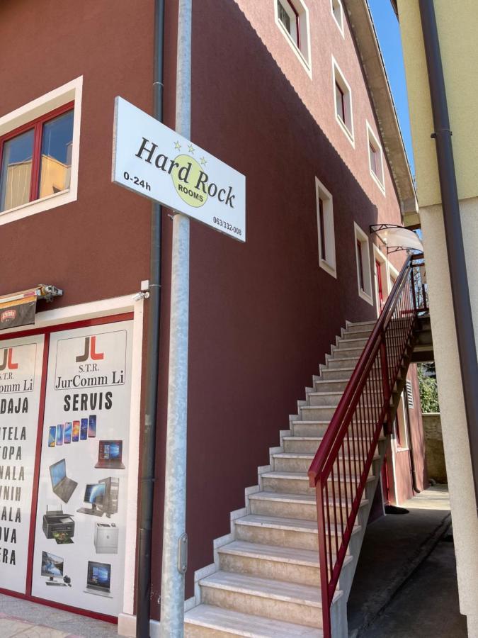 Hard Rock Rooms For Two Livno Buitenkant foto